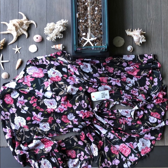 🌸BILLABONG🌸 - Picture 4 of 8